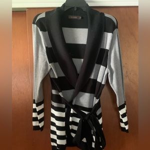 Women’s cardigan (white, gray, black)